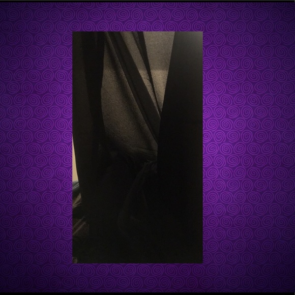 YA Los Angelas Mini Dress - WORN ONCE! - Picture 5 of 6